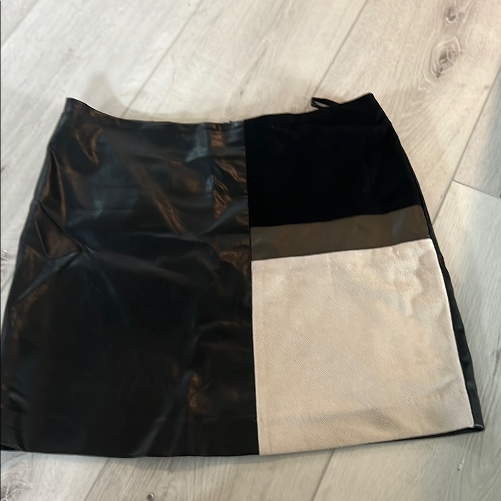 Colorblock Black and White Women's Skirt